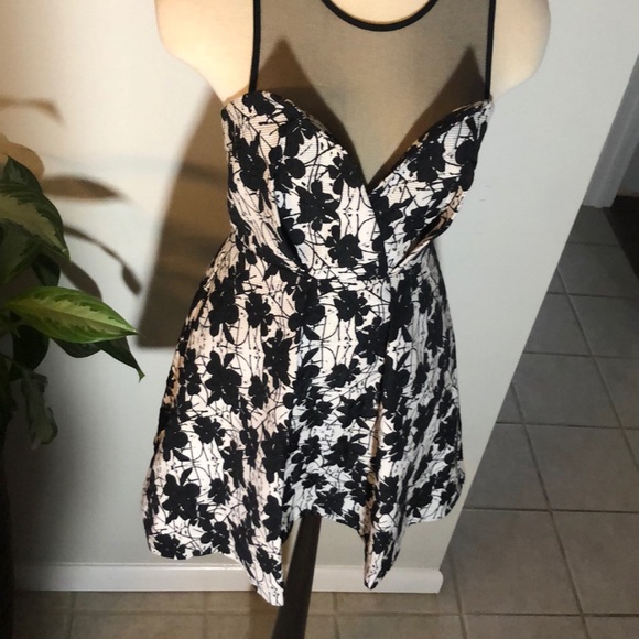 BCBGeneration Dress - Picture 4 of 7